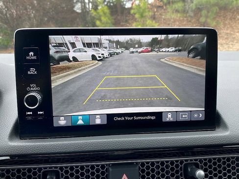 Used 2023 Honda Civic Touring image 15