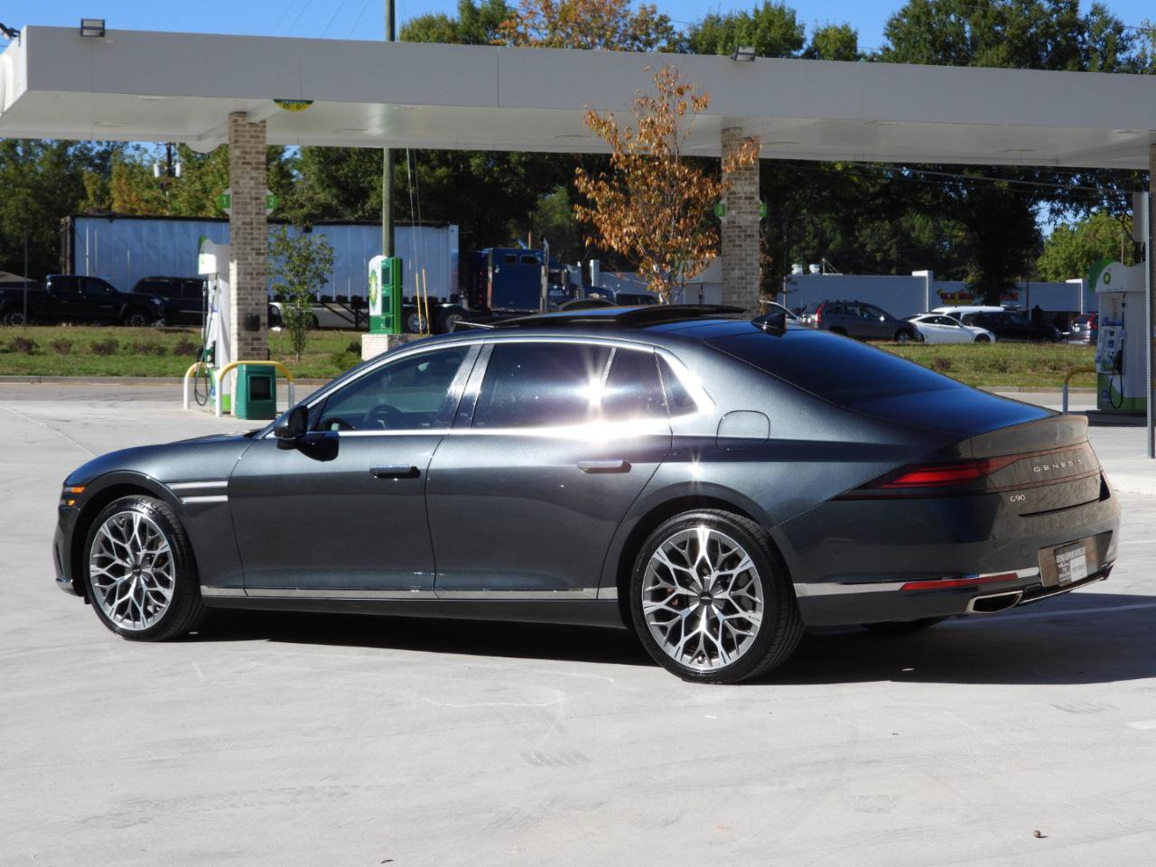 Used 2023 Genesis G90 3.5T AWD/4WD image 50