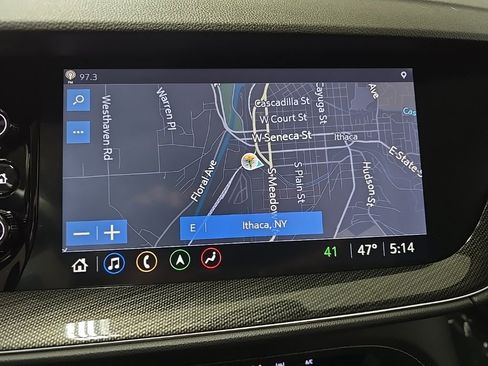 Used 2021 Buick Envision Essence w/ Technology Package I image 25