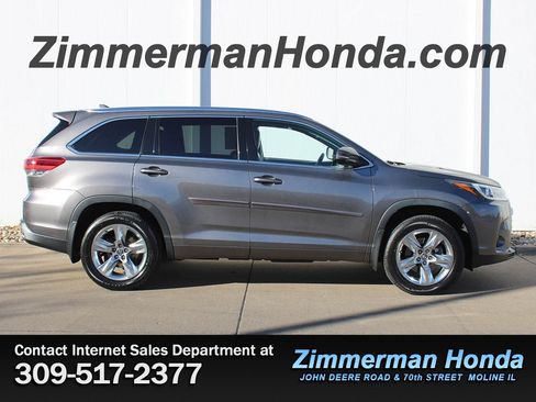 Used 2019 Toyota Highlander Limited image 1