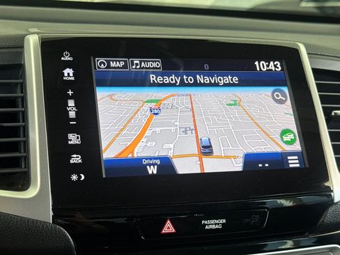 Used 2017 Honda Pilot Touring image 25