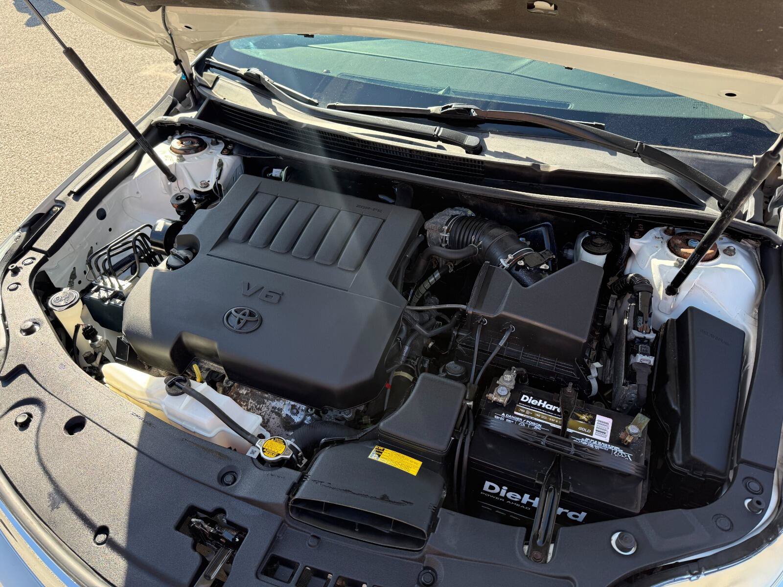 Used 2013 Toyota Avalon FWD image 21
