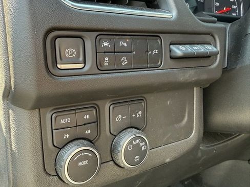 Used 2021 Chevrolet Tahoe High Country image 13