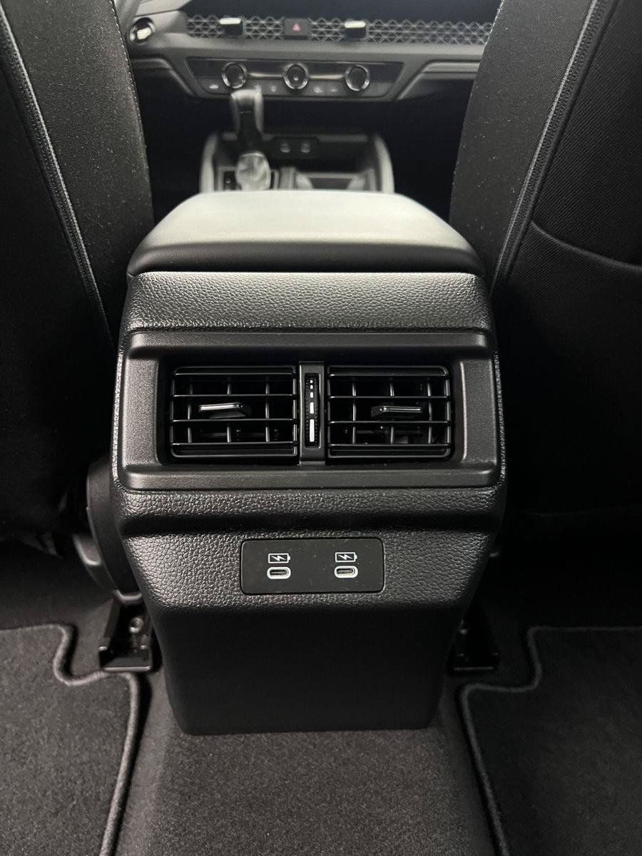Certified 2025 Honda Accord SE image 17