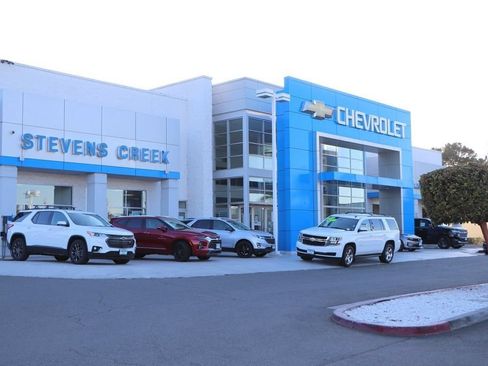 Used 2023 Chevrolet Traverse RS AWD/4WD image 54