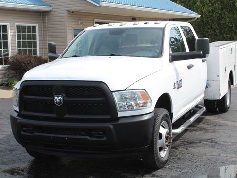 Used 2018 RAM 3500 Tradesman w/ Max Tow Package image 12