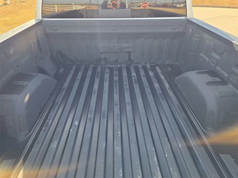 Used 2019 GMC Sierra 1500 SLT image 12