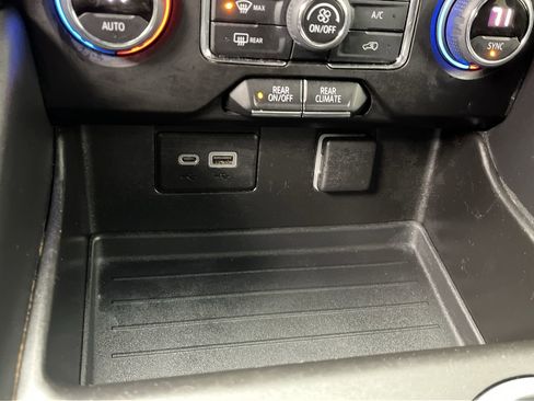 Used 2021 Chevrolet Tahoe LS image 23