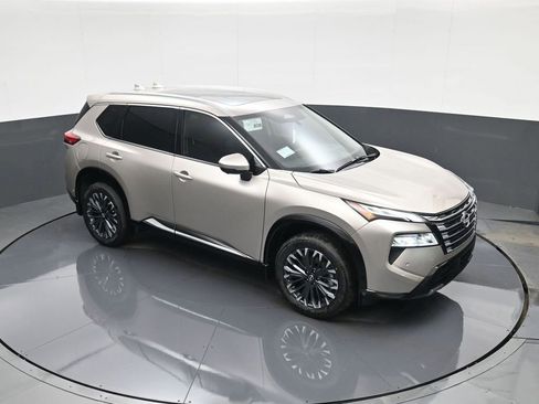 New 2026 Nissan Rogue Platinum w/ Platinum Premium Package AWD/4WD image 12