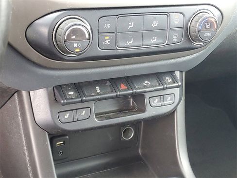 Used 2016 Chevrolet Colorado Z71 image 20