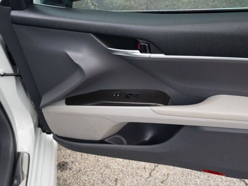 Used 2023 Toyota Camry SE image 42