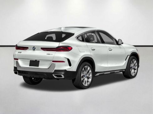 Used 2021 BMW X6 M50i w/ Executive Package AWD/4WD image 5