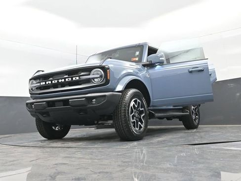 New 2025 Ford Bronco Outer Banks image 36