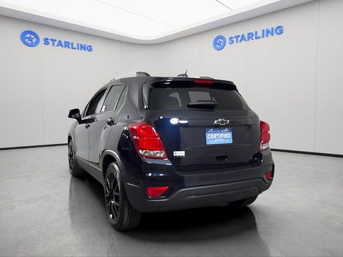 Certified 2021 Chevrolet Trax LT w/ Sport Edition image 6