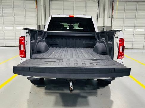 Used 2021 Ford F150 XLT w/ Trailer Tow Package AWD/4WD image 9
