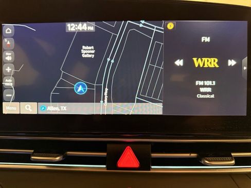 Used 2025 Hyundai Elantra SEL image 22