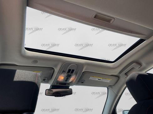 Used 2015 Chevrolet Equinox LT w/ Driver Convenience Package FWD image 18