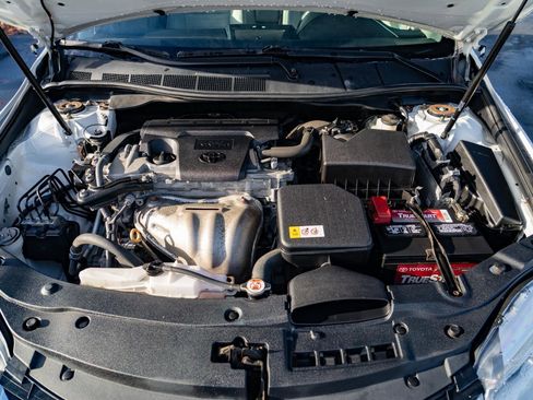 Used 2017 Toyota Camry XLE image 29