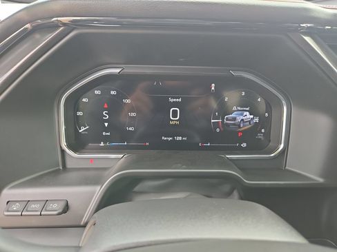 New 2026 GMC Sierra 1500 AT4 w/ Technology Package AWD/4WD image 12