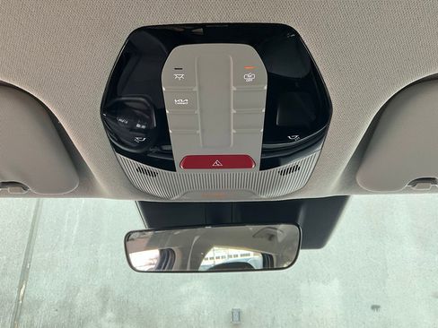 Used 2025 Kia K4 LXS image 15