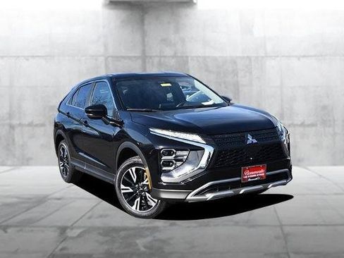 Used 2024 Mitsubishi Eclipse Cross SE image 2