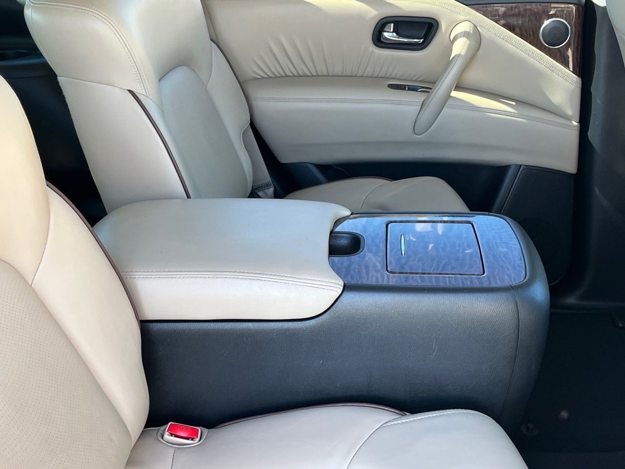 Used 2019 Nissan Armada Platinum w/ Captain's Chairs Package AWD/4WD image 11