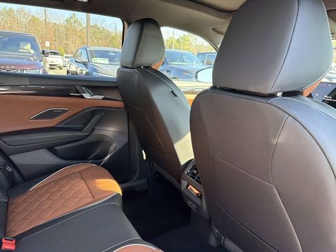 New 2026 Volkswagen Tiguan SEL R-Line image 19