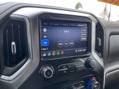 Used 2020 Chevrolet Silverado 2500 LTZ w/ LTZ Premium Package image 31