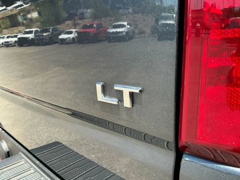Used 2021 Chevrolet Silverado 1500 LT image 18