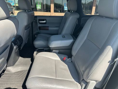 Used 2012 Toyota Sequoia Platinum image 20