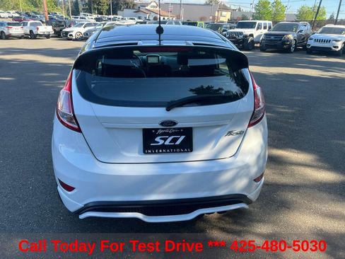 Used 2019 Ford Fiesta ST-Line w/ ST Line Cold Weather Package FWD image 4