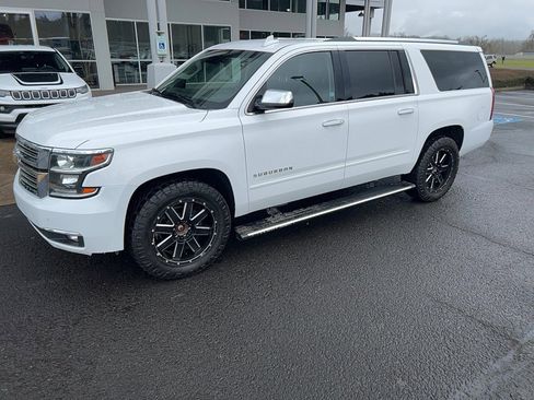 Used 2020 Chevrolet Suburban Premier w/ Max Trailering Package image 3