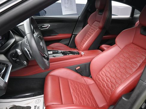 Used 2023 Audi e-tron GT Premium Plus w/ Performance Package image 27