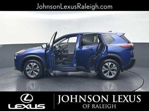 Used 2023 Nissan Rogue SV image 35