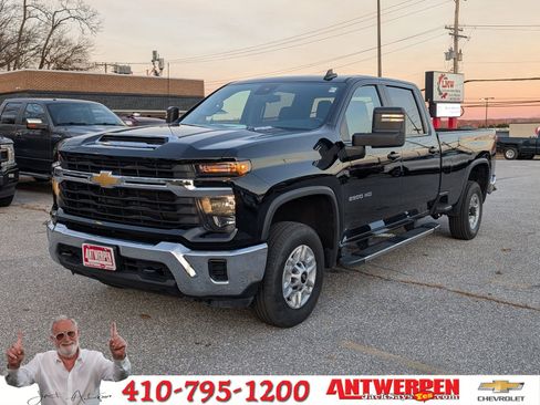 Used 2024 Chevrolet Silverado 2500 LT image 7