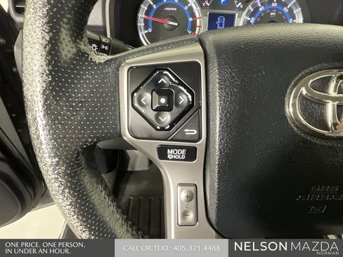 Used 2015 Toyota 4Runner Limited image 43