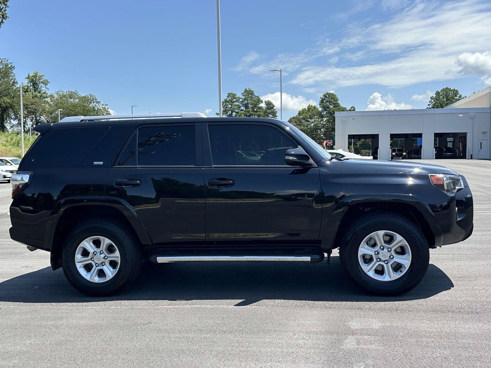 Used 2017 Toyota 4Runner SR5 Premium AWD/4WD image 27