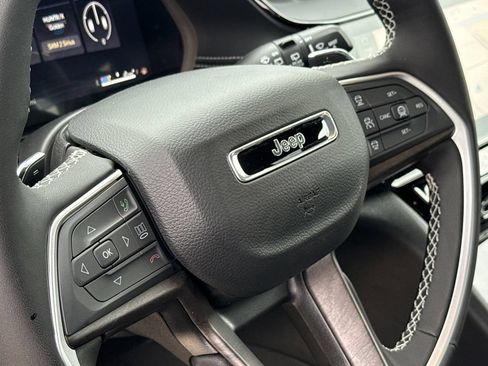 New 2026 Jeep Grand Cherokee L Limited AWD/4WD image 29