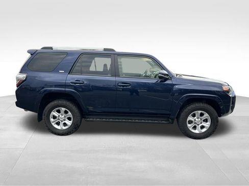 Used 2019 Toyota 4Runner SR5 Premium AWD/4WD image 6