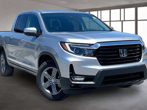 Used 2023 Honda Ridgeline RTL-E image 3