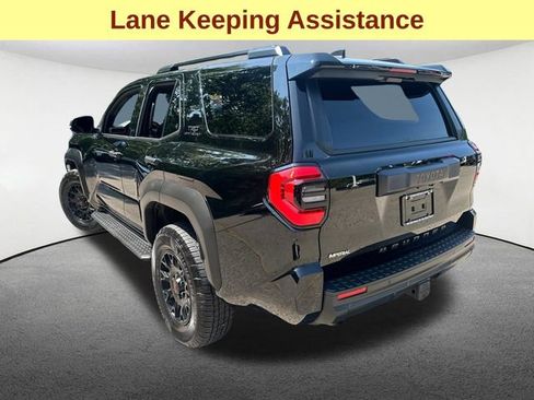 Used 2025 Toyota 4Runner TRD Off-Road Premium AWD/4WD image 7