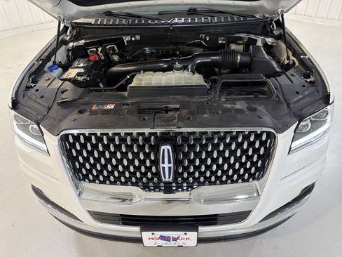 Used 2023 Lincoln Navigator Black Label AWD/4WD image 32