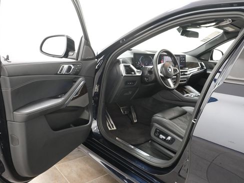 Used 2024 BMW X6 xDrive40i w/ Premium Package AWD/4WD image 23