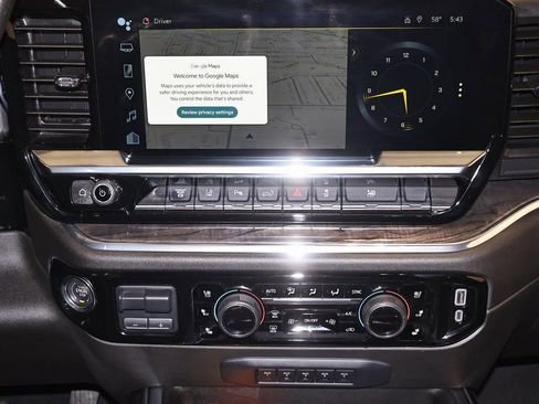 Used 2025 Chevrolet Silverado 2500 LTZ w/ LTZ Premium Package image 29