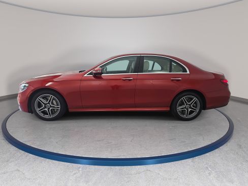 Certified 2022 Mercedes-Benz E 450 4MATIC Sedan image 8