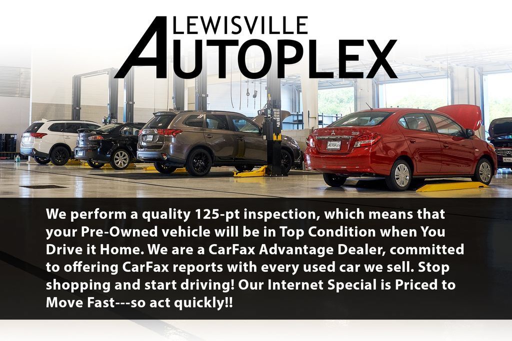 Used 2025 Hyundai Palisade SEL FWD image 16