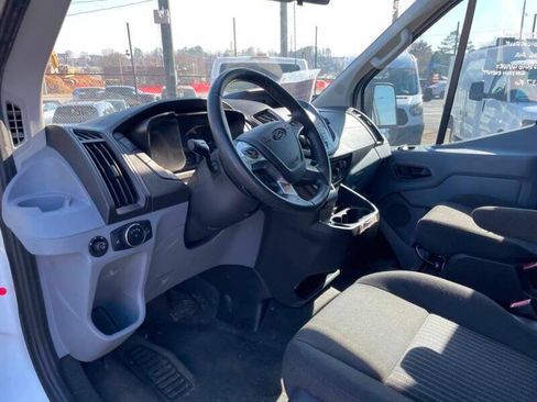 Used 2019 Ford Transit 150 XLT RWD image 10