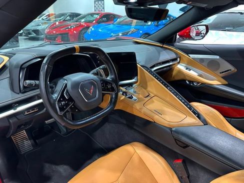 Used 2022 Chevrolet Corvette Stingray Preferred Cpe w/ Z51 Performance Package RWD image 11