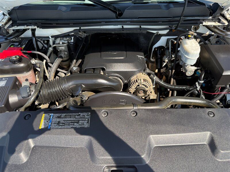 Used 2010 Chevrolet Silverado 2500 W/T AWD/4WD image 22