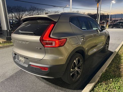 Used 2021 Volvo XC40 T5 Inscription w/ Advanced Package image 8